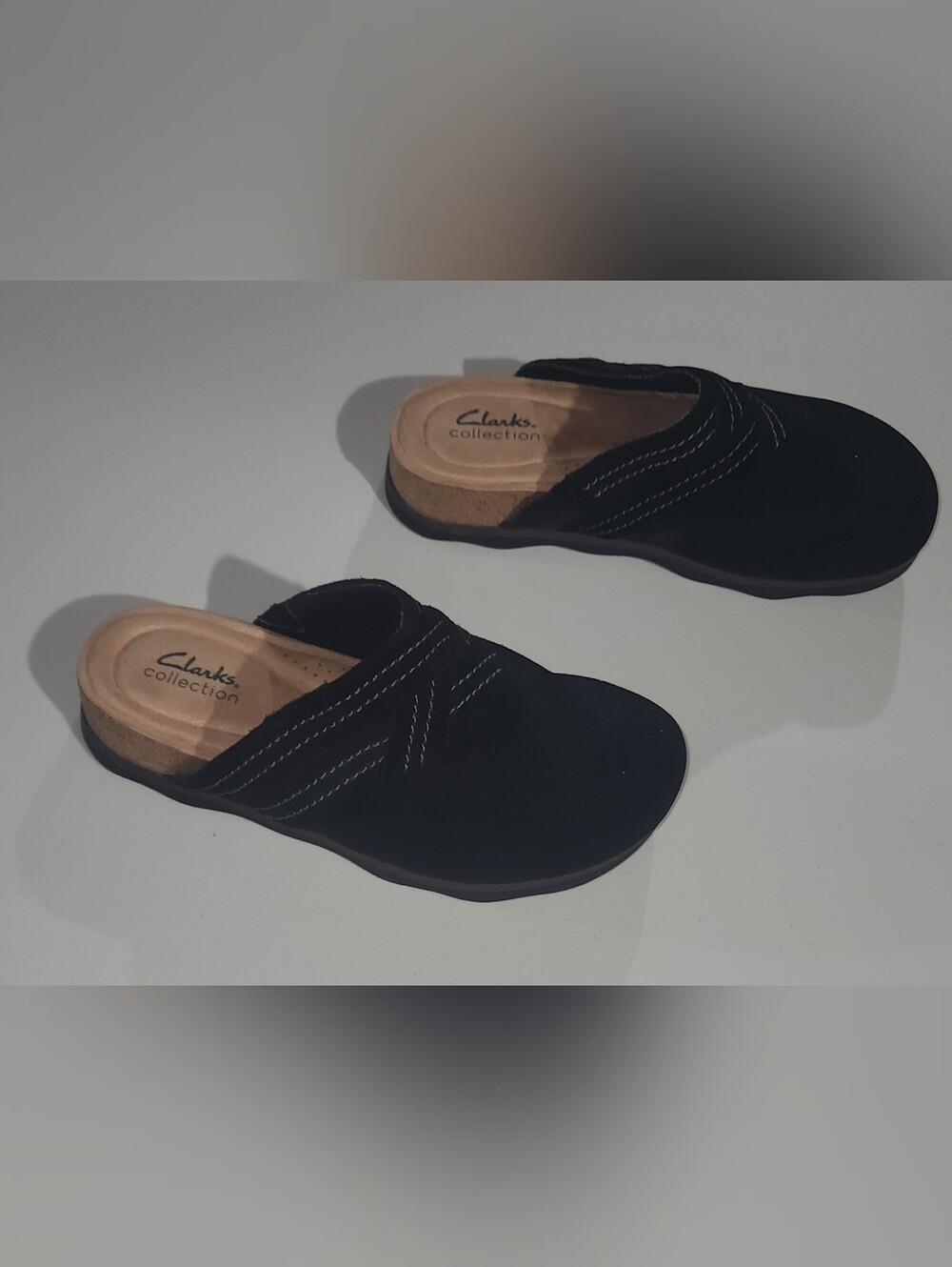 Women's Clarks Black Brynn Glide Leather Suede Slip-On Mules Size US 8 - Picture 3 of 7